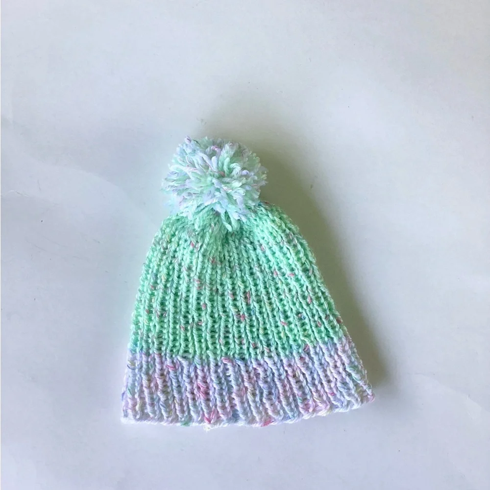 Hat Beanie Baby Pom Pom Green White Knit Pastel Spring Easter